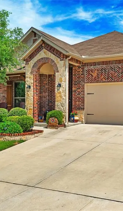 5648 Salt Springs Drive, Fort Worth TX 76179