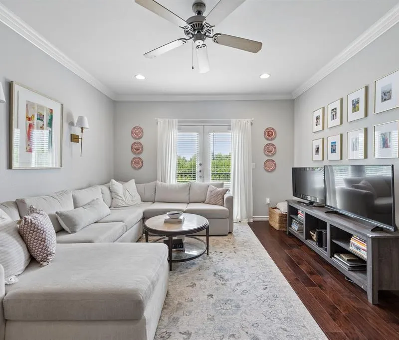 3102 Kings Road # 1211, Dallas TX 75219