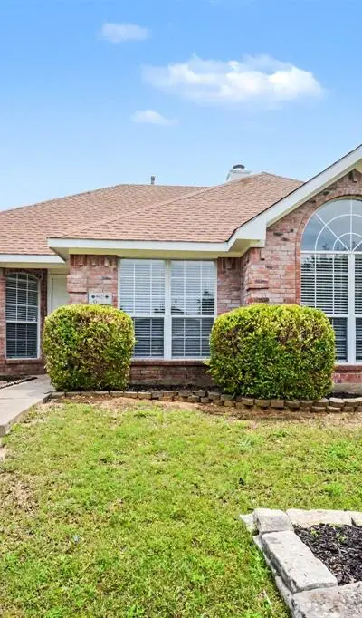 9901 Queens Road, Frisco TX 75035 - Photo 2