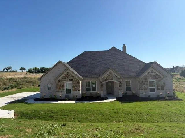 1043 Deer Island Court, Azle TX 76020