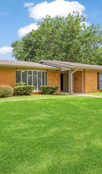 429 W Lamberth Road, Sherman TX 75092 - Photo 3