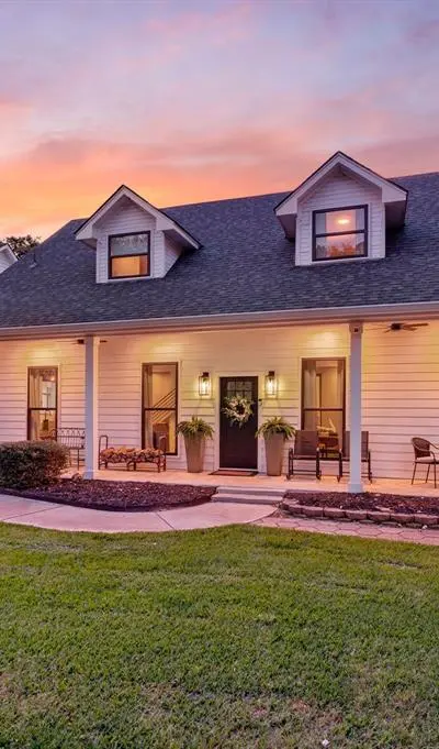 4208 Country Hill Road, Fort Worth TX 76140