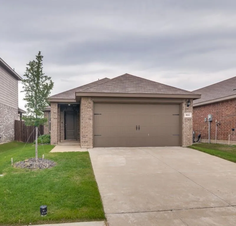 911 Corral Street, Royse City TX 75189