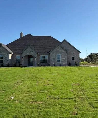 112 Coalson Crossing, Azle TX 76020