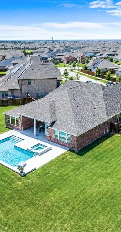 12593 Dawn Shadow Street, Frisco TX 75035 - Photo 2