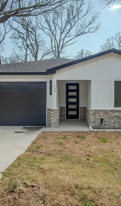 139 Forest Oaks Drive, Gun Barrel City TX 75156