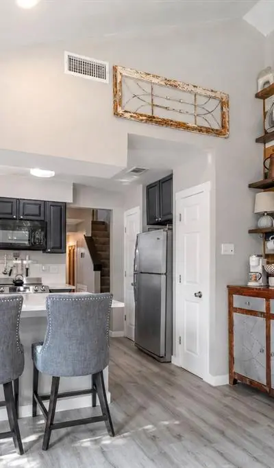 2501 Shady Ridge Drive, Bedford TX 76021 - Photo 5
