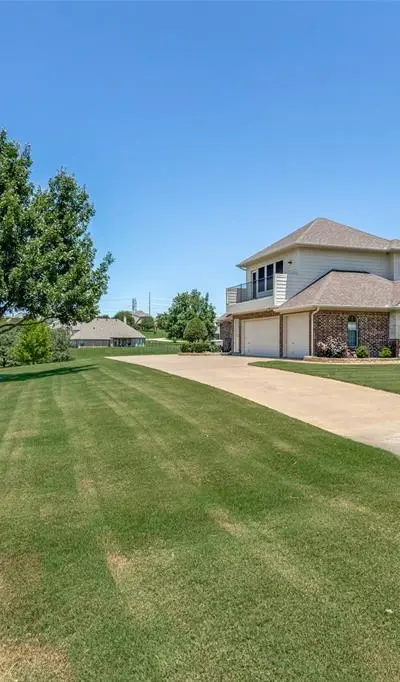 3508 S Bay Breeze Lane, Fort Worth TX 76179 - Photo 2