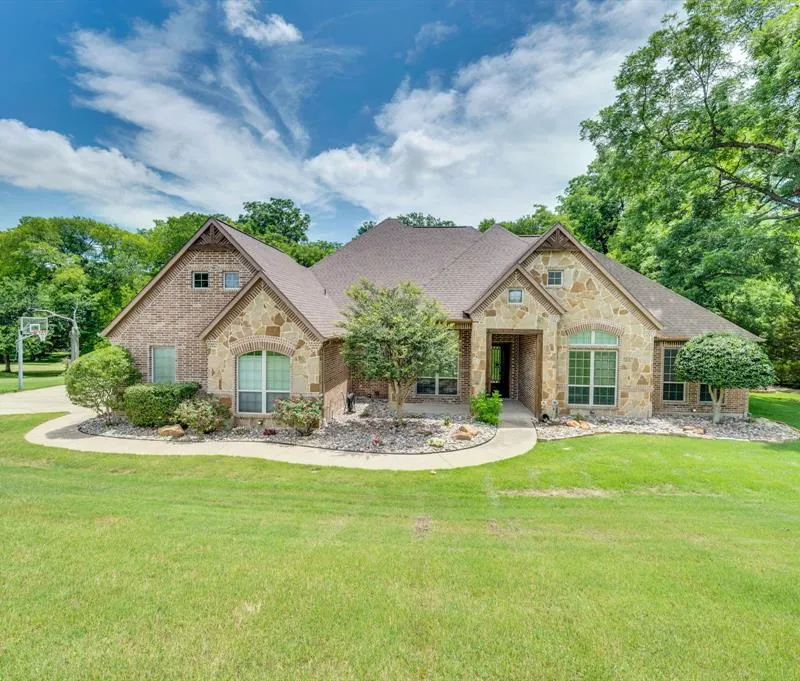 4120 Shiloh Trail, Midlothian TX 76065