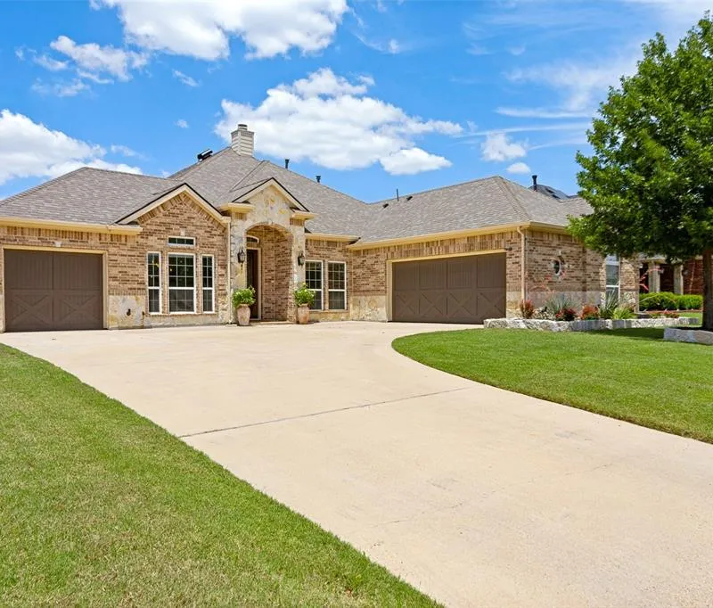 4503 Georgiana Lane, Mansfield TX 76063