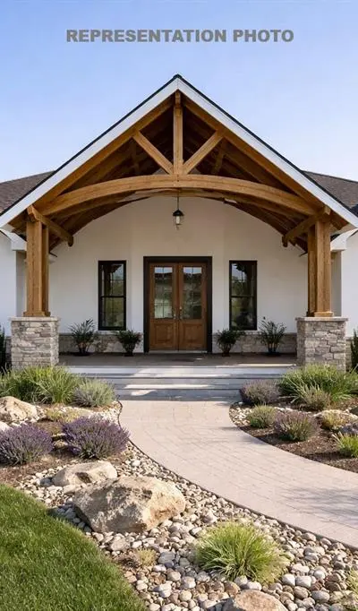 1628 W Wintergreen Road, Lancaster TX 75134
