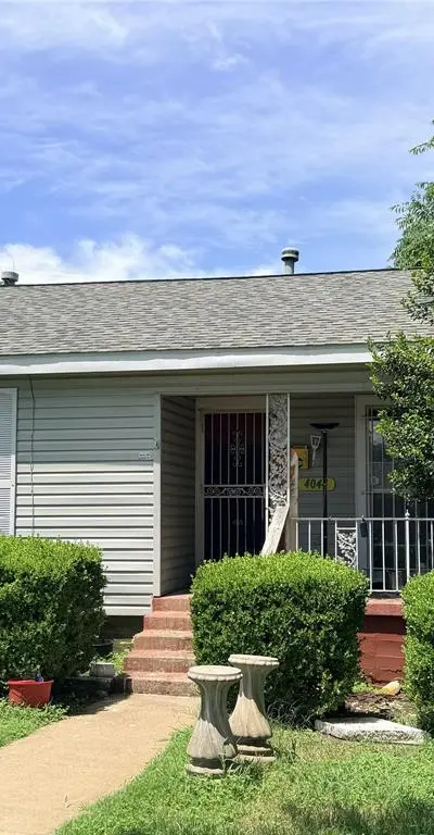 4044 Stanley Avenue, Fort Worth TX 76110 - Photo 2