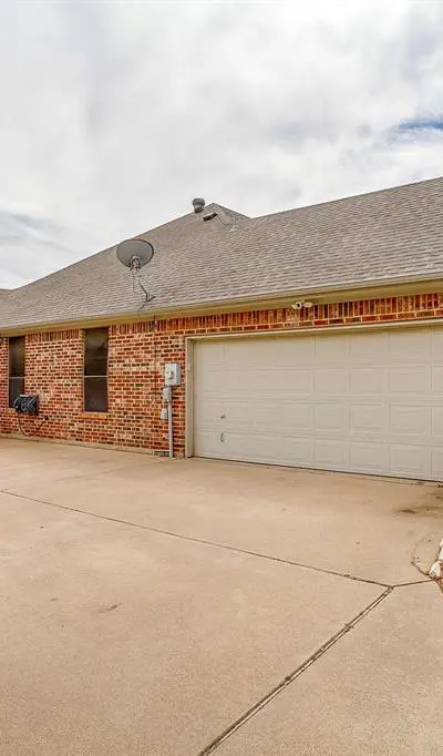 709 Lonesome Prairie Trail, Haslet TX 76052 - Photo 3