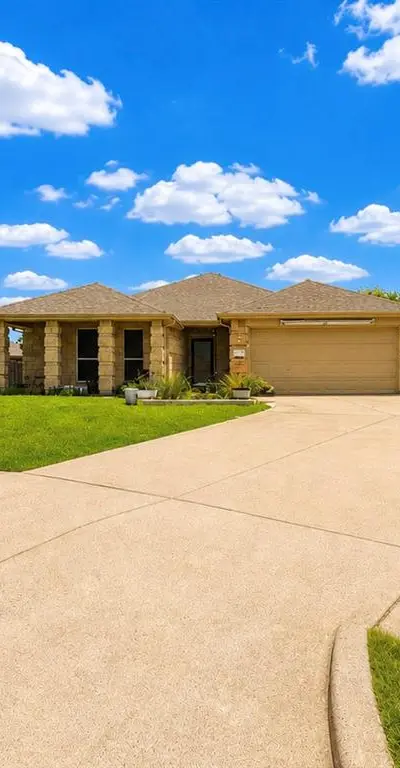 3324 Overstreet Lane, Royse City TX 75189