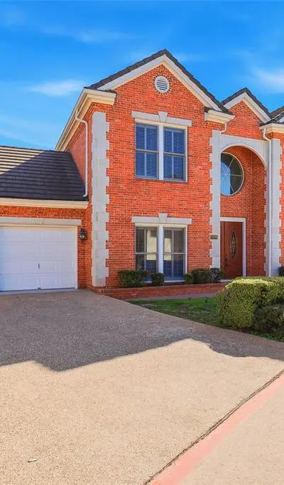 5949 River Bend Drive, Benbrook TX 76132
