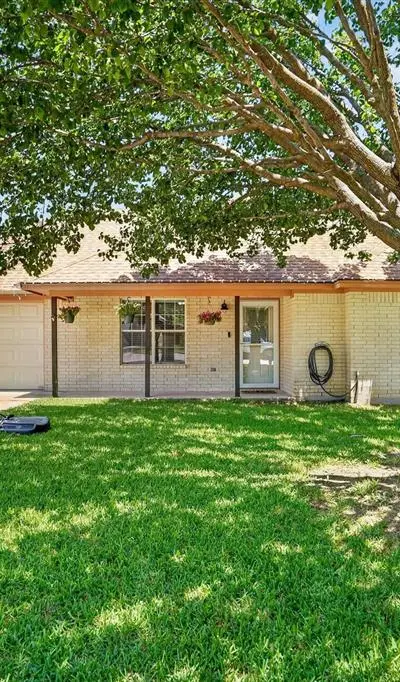 1801 Rayna Drive, Weatherford TX 76086