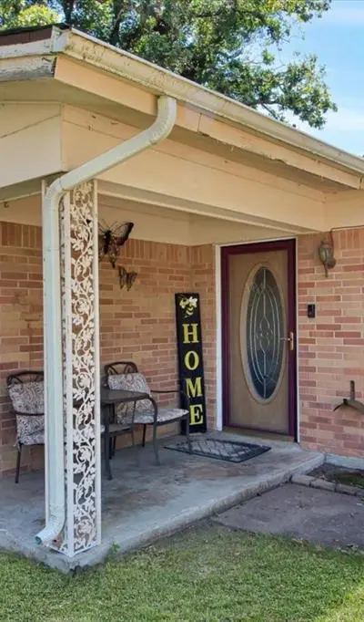 121 S Imperial Drive, Denison TX 75020 - Photo 2