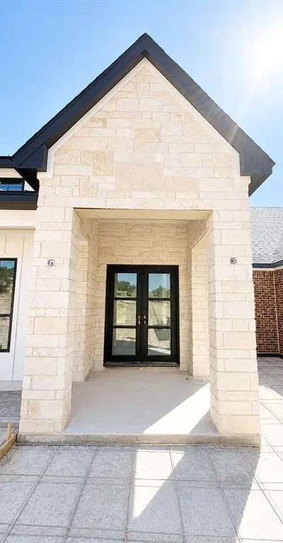 2020 Preserve Trail, Weatherford TX 76087 - Photo 2