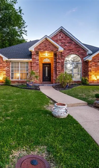 1516 Cripple Creek Court, DeSoto TX 75115