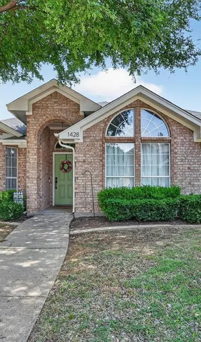 1428 Bregenz Lane, Lewisville TX 75067