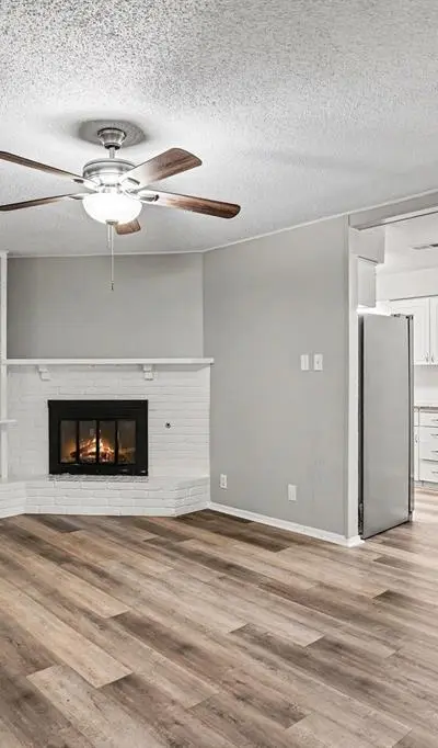 2728 Jewell Drive, Arlington TX 76016 - Photo 2
