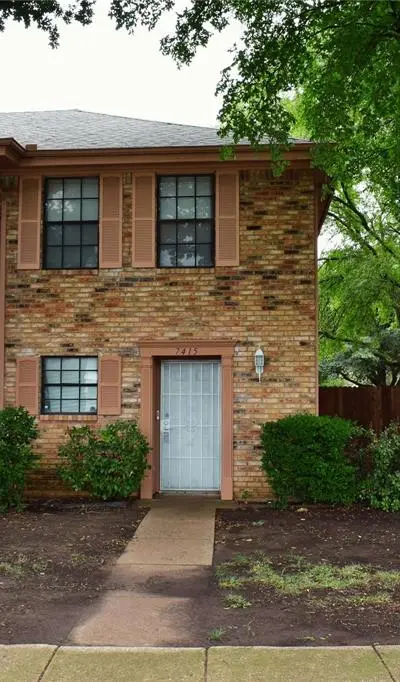 7415 Kingswood Drive, Fort Worth TX 76133