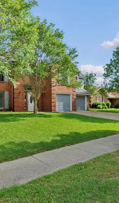 326 Baldwin Street, Grand Prairie TX 75052 - Photo 3
