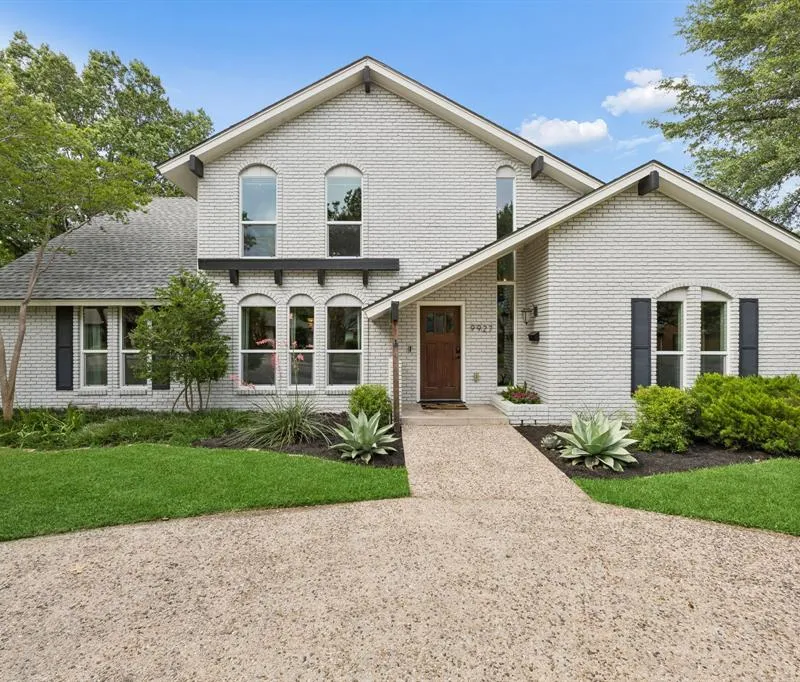 9927 Edgecove Drive, Dallas TX 75238
