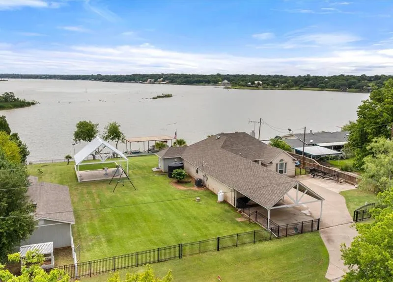 3226 Sunrise Court, Granbury TX 76048