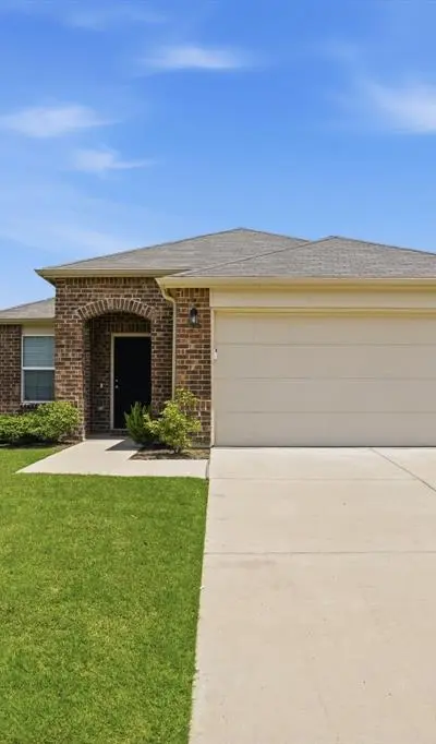 1013 Vernon Drive, Aubrey TX 76227 - Photo 2