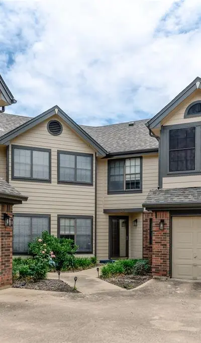 402 Santa Fe Trail # 37, Irving TX 75063