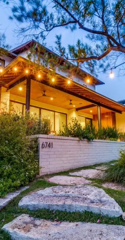 6741 Alexander Drive, Dallas TX 75214 - Photo 2