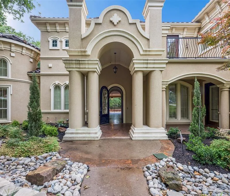 2101 Miracle Point Drive, Southlake TX 76092