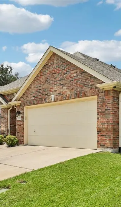 3901 Glenwyck Drive, North Richland Hills TX 76180 - Photo 4