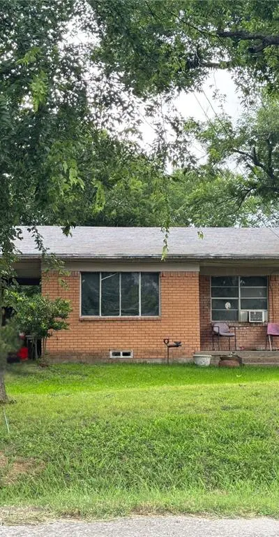 204 W End Street, Terrell TX 75160