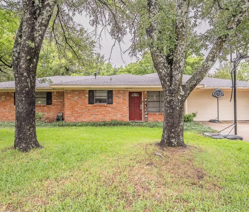 613 N Overlook Drive, Kerens TX 75144
