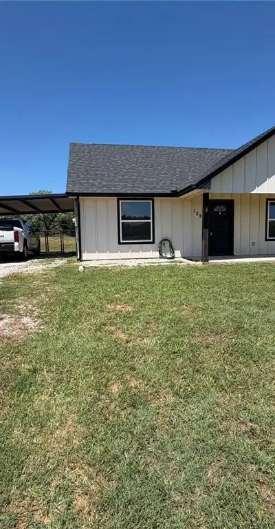 109 Spruce Tree Court, Poolville TX 76487
