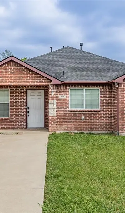 1905 E Alma Avenue, Sherman TX 75090
