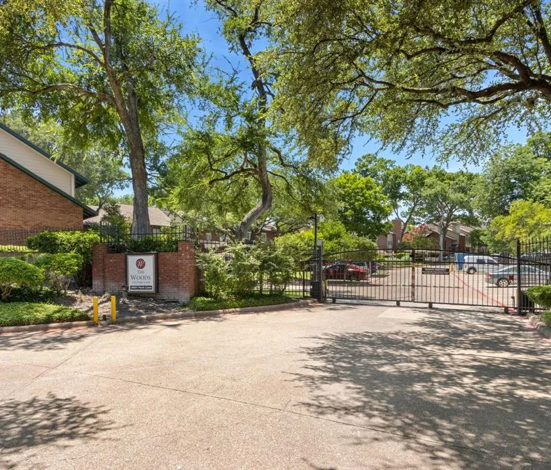 8601 Park Lane # 221, Dallas TX 75231