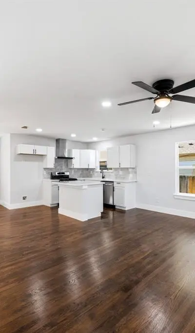 1239 Tarpley Avenue, Dallas TX 75211 - Photo 2