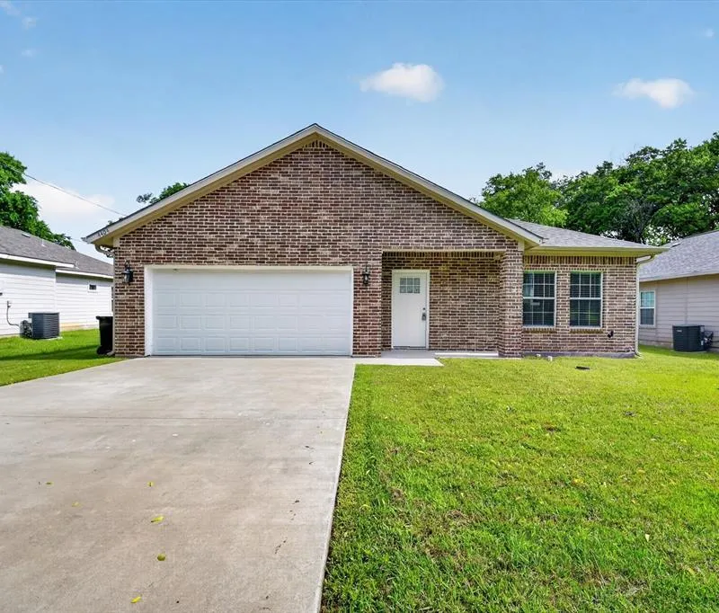 4404 Harris Street, Greenville TX 75401