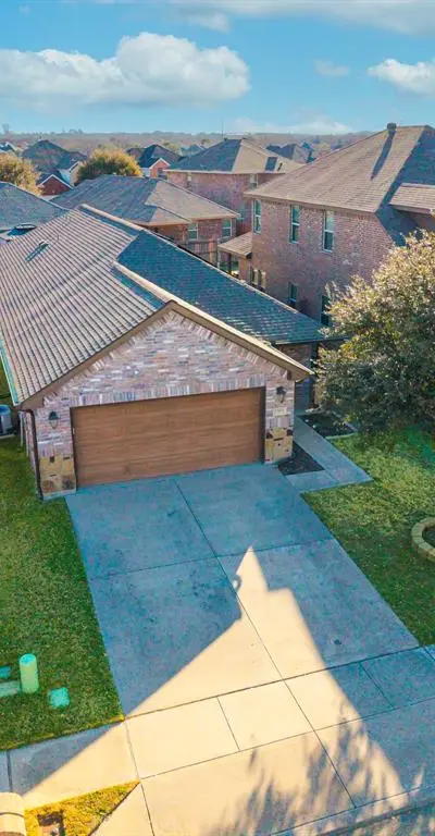 5505 Thunder Bay Drive, Fort Worth TX 76119 - Photo 4