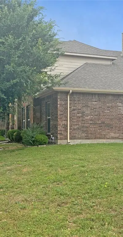 421 Sunnyside Lane, Red Oak TX 75154 - Photo 2