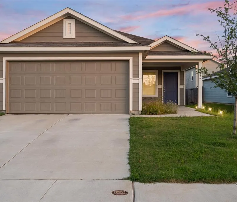 1436 Mahogany Lane, Fort Worth TX 76140
