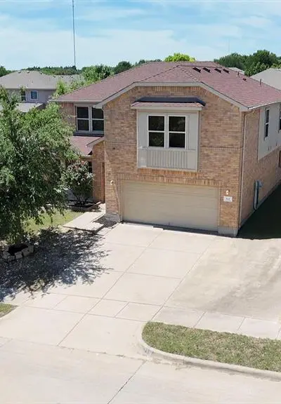 512 Tunnel Street, Cedar Hill TX 75104 - Photo 3