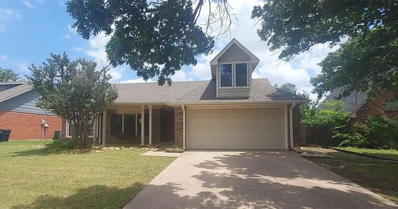 3504 Fairview Drive, Corinth TX 76210
