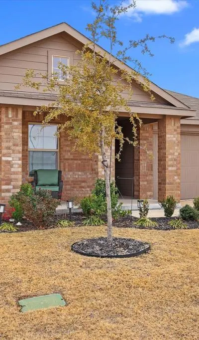 7916 Oaktown Drive, Fort Worth TX 76131
