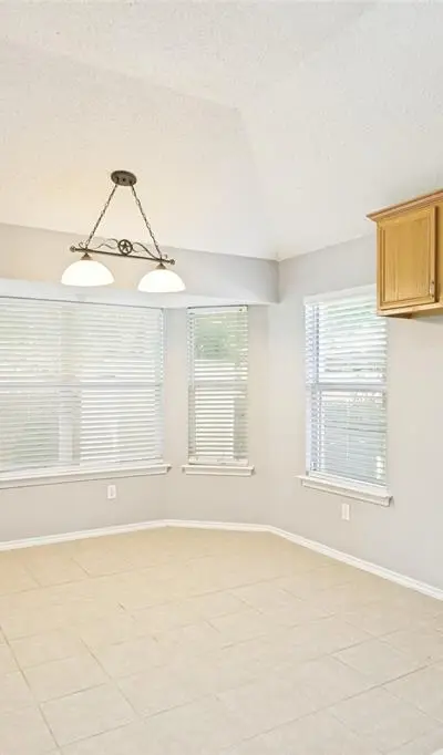 1606 Fern Drive, Mansfield TX 76063 - Photo 5