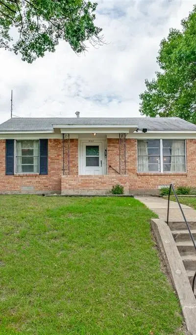 422 W Daugherty Drive, Garland TX 75041