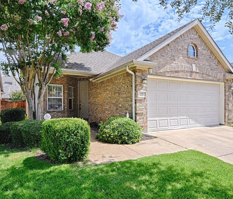 325 Perkins Drive, Argyle TX 76226